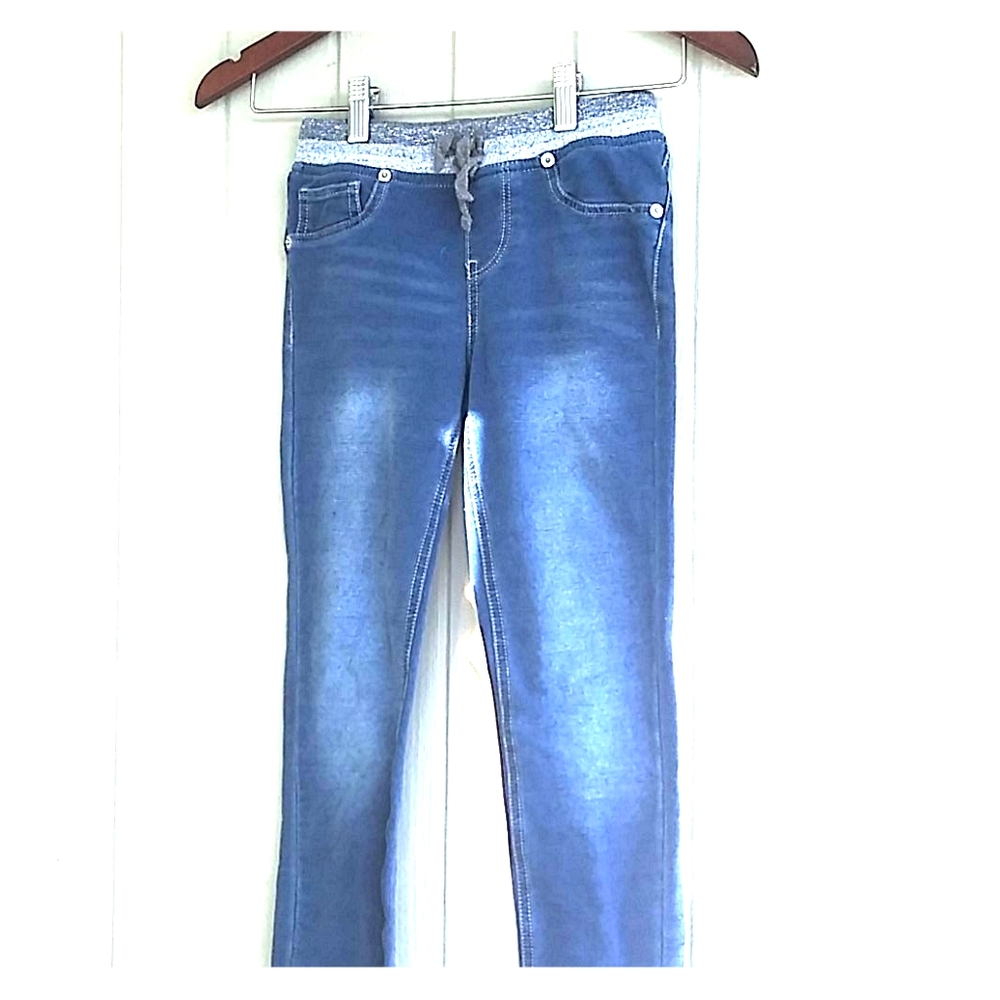 Girl Very Stretchable Blue Denim Jeggings Size 10